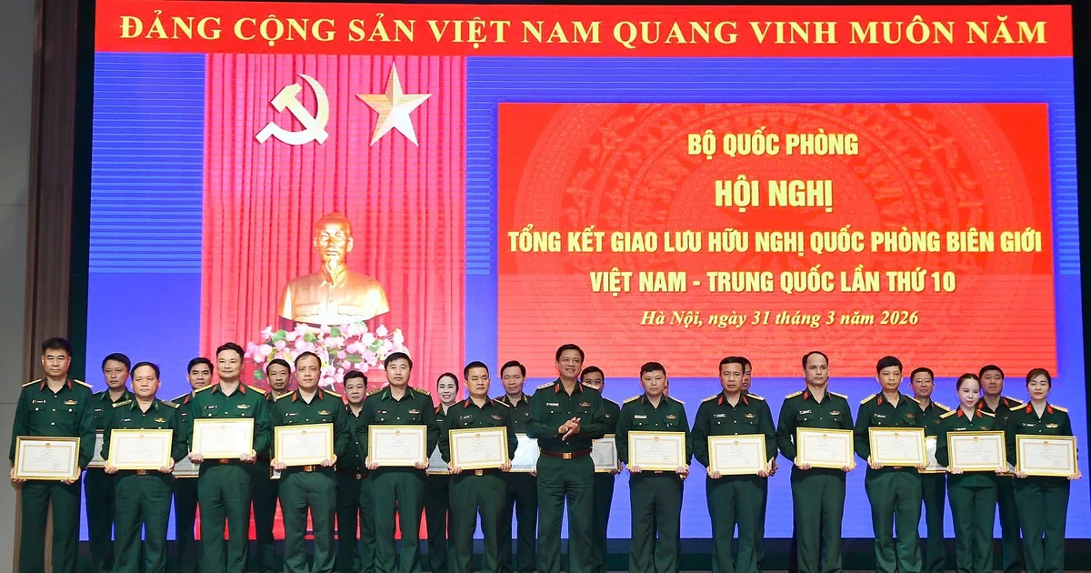 Giao lưu Hữu nghị Quốc phòng Biên giới Việt Nam-Trung Quốc trở thành mô hình tiêu biểu của hợp tác quốc phòng về biên giới Giao lưu Hữu nghị Quốc phòng Biên giới Việt Nam-Trung Quốc trở thành mô hình tiêu biểu của hợp tác quốc phòng về biên giới