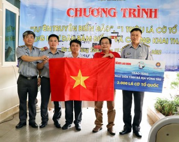 Tập huấn, tuyên truyền về biển đảo và chống khai thác bất hợp pháp cho ngư dân các địa phương