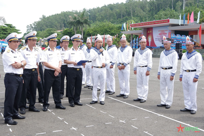 Tuổi trẻ Vùng 3 Hải quân thi đua rèn luyện, bảo vệ vững chắc biển, đảo Tổ quốc