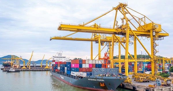Logistics xanh: Cuộc chuyển đổi không thể chậm chân Logistics xanh: Cuộc chuyển đổi không thể chậm chân