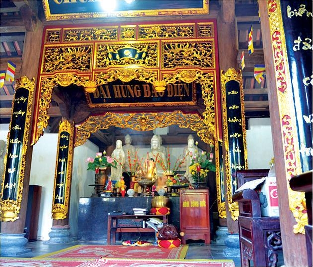 Chính điện chùa Sinh Tồn.