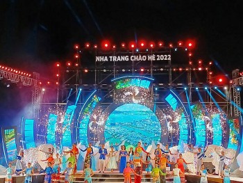 lien hoan du lich bien nha trang 2022