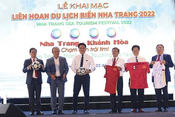 khai mac lien hoan du lich bien nha trang 2022