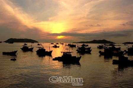 ngay 77 khai truong tuyen du lich bien ca mau nam du phu quoc