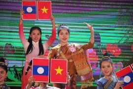 Tạo điều kiện cho sinh viên Lào sang học tập tại Quảng Nam
