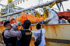 Phát hiện thi thể thuyền viên Indonesia trong tủ đông lạnh của tàu cá Trung Quốc