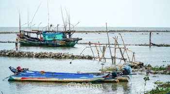 Biển Tây mùa mưa bão