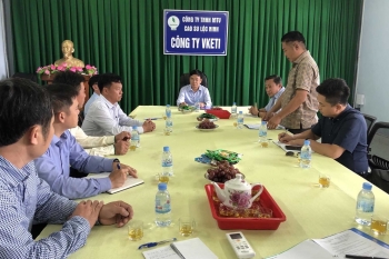 Thứ trưởng Ngoại giao Phạm Quang Hiệu thăm hỏi, gặp gỡ cộng đồng người gốc Việt tại Campuchia