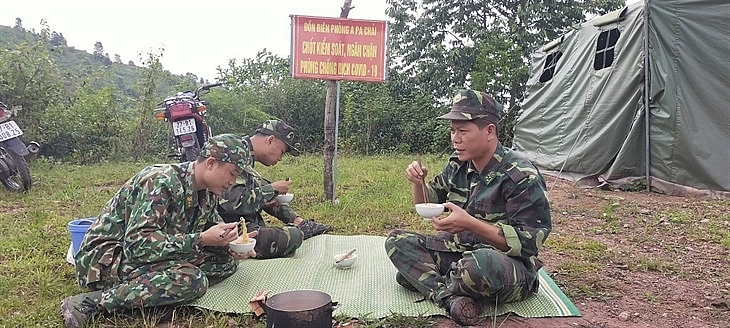 Gian nan phòng, chống dịch nơi ngã ba biên giới