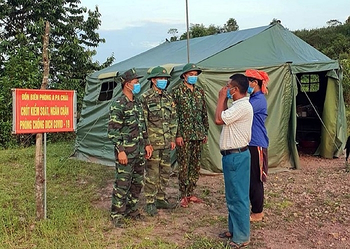 Gian nan phòng, chống dịch nơi ngã ba biên giới