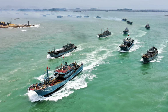 Hàng chục nghìn tàu cá Trung Quốc tràn xuống Biển Đông