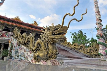 Tục thờ linh vật tại đền, chùa ở Cà Mau