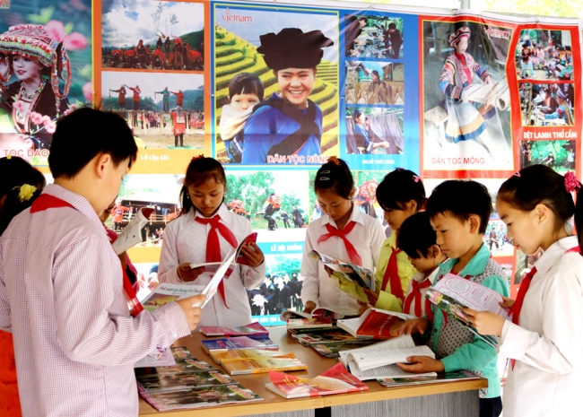 Cách mạng văn hóa trên mảnh đất biên cương