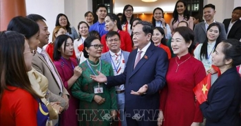 Chủ tịch Quốc hội gặp gỡ cộng đồng người Việt Nam tại Malaysia