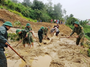 Hàng trăm chiến sĩ sát cánh cùng nhân dân trên tuyến biên giới Quảng Nam