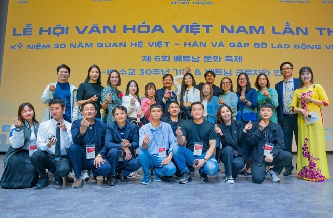 Ngày hội của cộng đồng người Việt tại Jeonnam-Gwangju