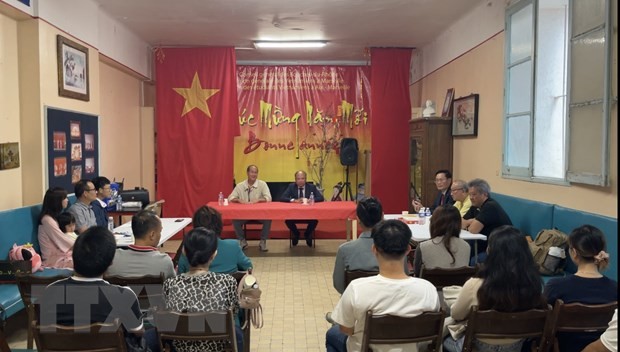 Gặp mặt cộng đồng người Việt ở Marseille