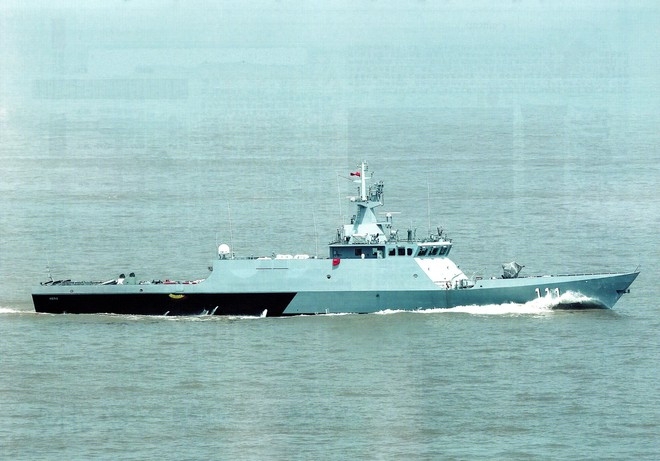 Tàu tuần tra ven bờ KD Keris (do Trung Quốc đóng) của hải quân Malaysia  LOONGNAVAL