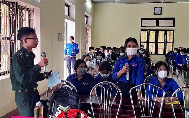 Huế: Tuyên truyền kiến thức về biên giới, biển đảo cho học sinh dân tộc thiểu số