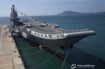 Tàu sân bay Sơn Đông của Trung Quốc tập trận tại Biển Đông