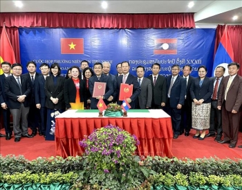 cuoc hop thuong nien lan thu xxxii giua hai doan dai bieu bien gioi viet nam lao