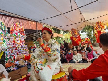 Bài 4: Nhận diện đúng giá trị di sản “Thực hành tín ngưỡng thờ Mẫu Tam phủ của người Việt”