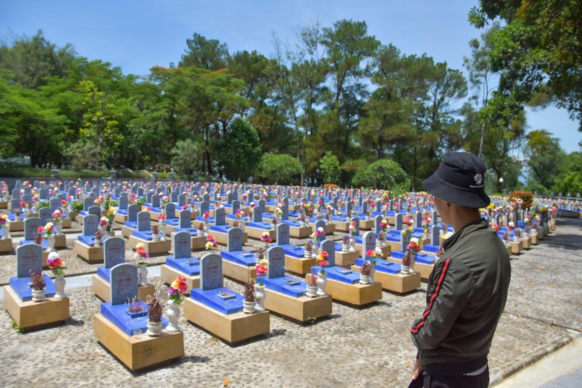 Những ngày tháng 7 ở Nghĩa trang liệt sĩ Quốc gia Trường Sơn ảnh 14