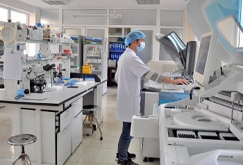 ha noi dat muc tieu xet nghiem xong 75000 nguoi ve tu da nang truoc 208