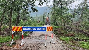 Thủ tướng yêu cầu khẩn trương cứu hộ nạn nhân khu vực sạt lở thủy điện Rào Trăng 3