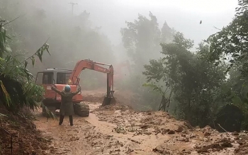 Cứu hộ nạn nhân thuỷ điện Rào Trăng 3: Chia 2 hướng tiếp cận hiện trường