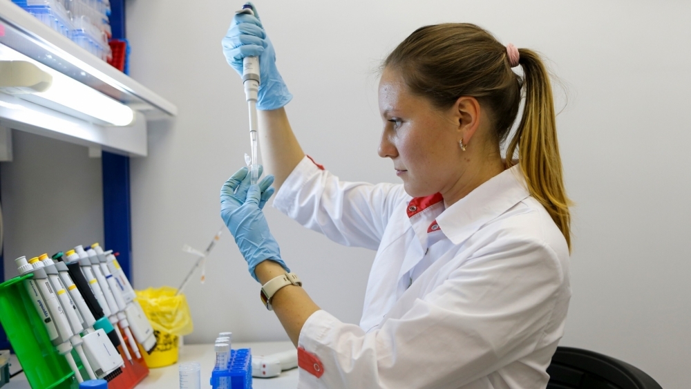 Thông tin toàn cảnh về vaccine Nga phòng chống Covid-19