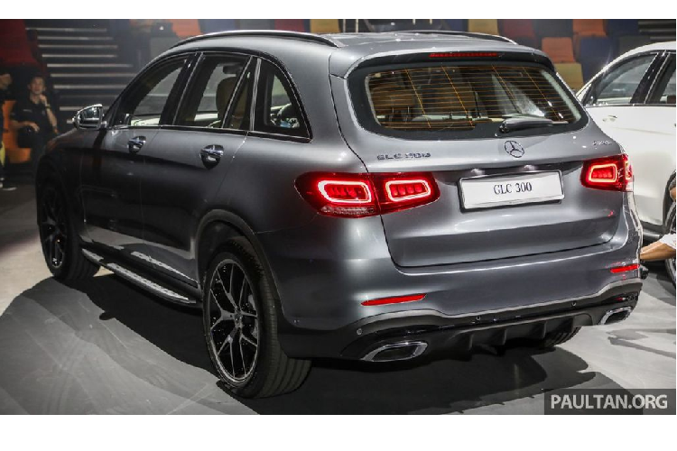 mercedes glc 2020 vua ra mat co gi dang tien