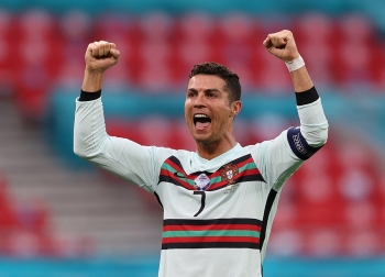 Đội hình xuất sắc nhất vòng bảng EURO 2021: Ronaldo vẫn là cây săn bàn hàng đầu