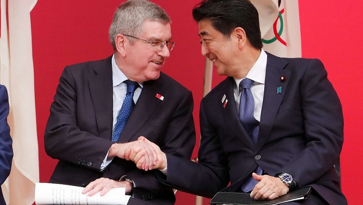 viec ong shinzo abe tu chuc co the anh huong den olympic 2021