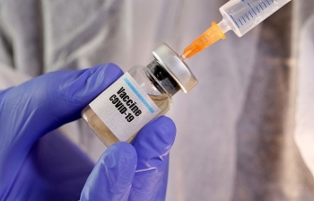 Lô vaccine Covid-19 đầu tiên được cung cấp vào tháng 9 ở Nga