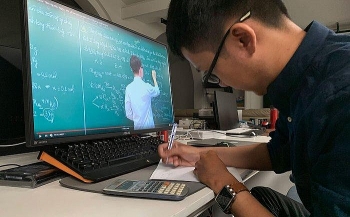 Không muốn học trực tuyến, học sinh cấp 2 giả làm thầy hiệu phó thông báo nghỉ học