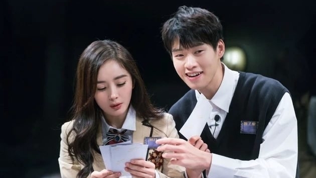 Nhiều sao nữ lộ bằng chứng hẹn hò với "phi công trẻ"