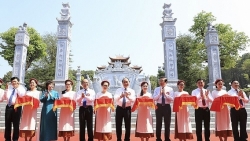 Thủ tướng dự lễ khánh thành Đền thờ gia tiên Chủ tịch Hồ Chí Minh tại Nghệ An