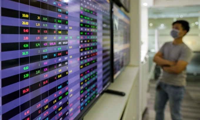 Nikkei: Cơn sốt chứng khoán tại Việt Nam vẫn đang tăng