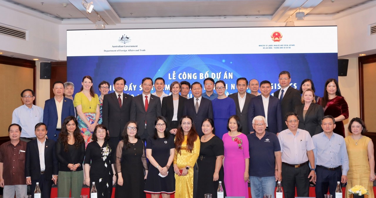 Các đại biểu tham dự Lễ công bố dự án “Thúc Đẩy Sự Tham Gia Của Doanh Nghiệp Logistics Với Giáo Dục Nghề Nghiệp Tại Việt Nam (2021-2025)