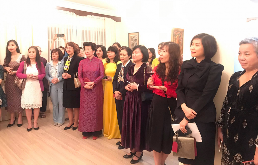 Năm nữ đại sứ tại Việt Nam cùng khởi xướng diễn đàn bình đẳng giới và phát huy sức mạnh phụ nữ