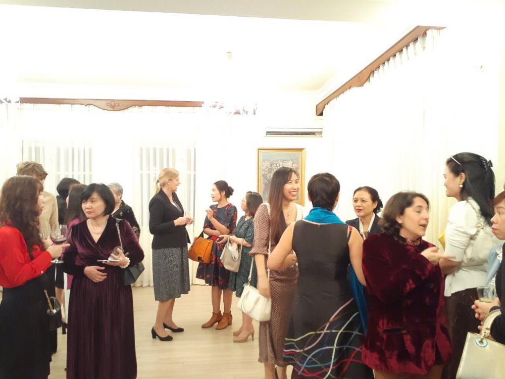 Năm nữ đại sứ tại Việt Nam cùng khởi xướng diễn đàn bình đẳng giới và phát huy sức mạnh phụ nữ
