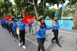 Đi bộ vì hòa bình và lễ hội đường phố ở Hà Nội