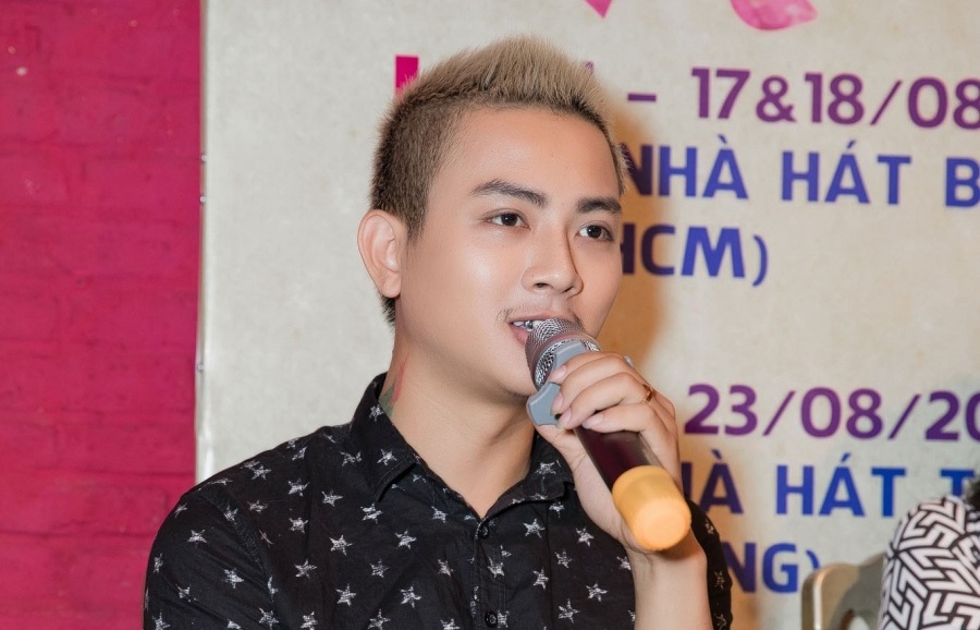 hoai lam bat ngo tiet lo bi mat gay soc sau khi tai xuat