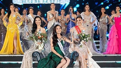 Lương Thùy Linh đăng quang Miss World Việt Nam, báo quốc tế nói gì?