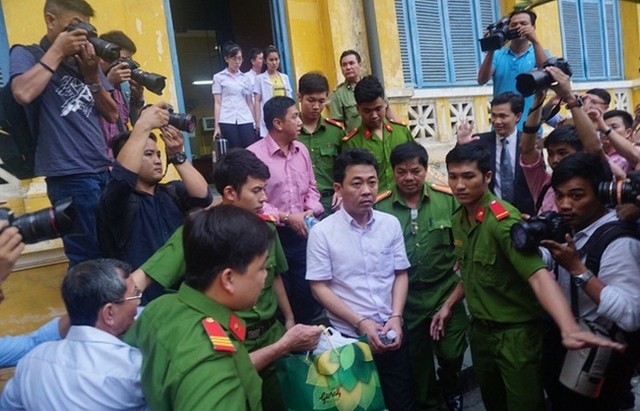 trieu tap thu truong bo y te truong quoc cuong toi phien toa xet xu vu vn pharma