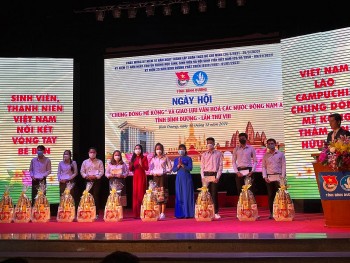 Giao lưu sinh viên Việt Nam – Lào – Campuchia: ngày hội lớn của sinh viên ba nước