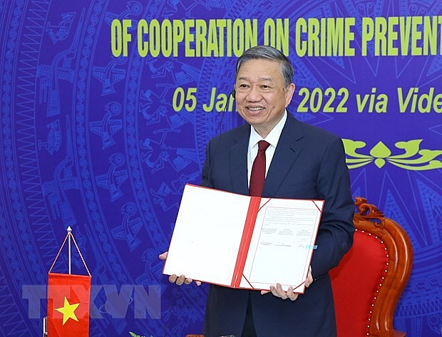 Việt Nam-Lào-Campuchia tăng cường hợp tác, trấn áp các loại tội phạm | ASEAN | Vietnam+ (VietnamPlus)