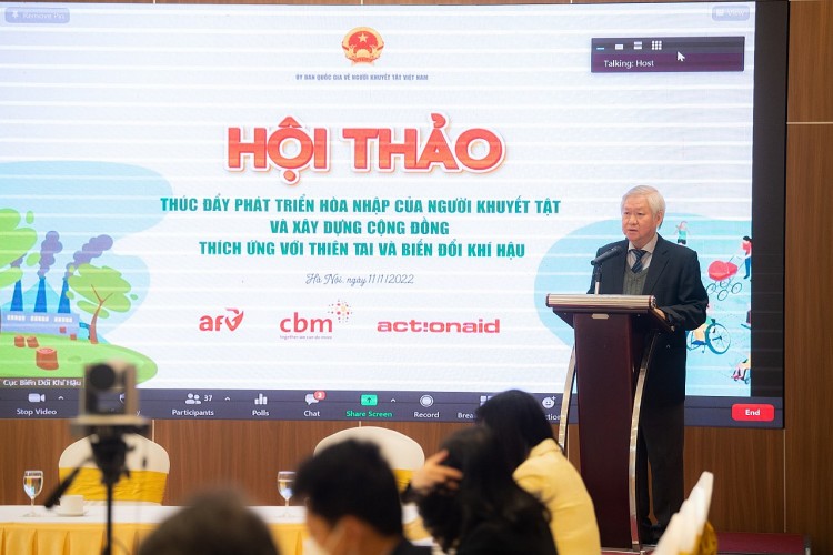 Nhà báo Tạ Việt Anh - Chủ tịch HĐQL Quỹ Hỗ trợ chương trình, dự án an sinh xã hội Việt Nam (AFV) phát biểu khai mạc sự kiện. 