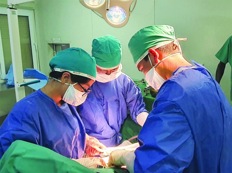Bệnh viện dã chiến cấp 2 số 3 của Việt Nam: “Từ mẫu” Việt Nam chung tấm lòng quốc tế